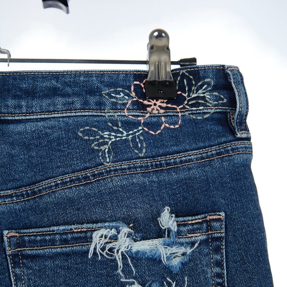 American Eagle Strigid Ripped Mom Jean Women's 6 Tall - Picture 6 of 11